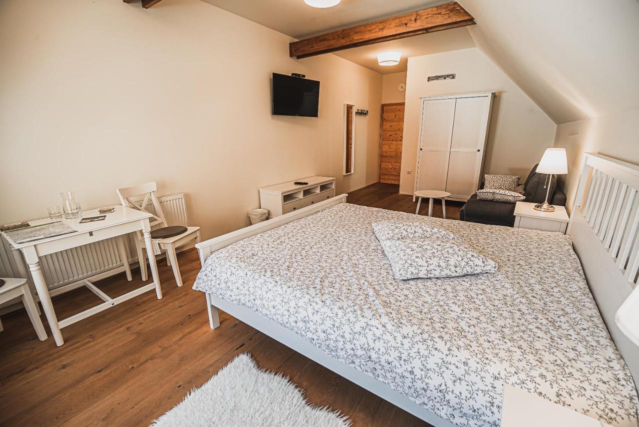Farm Stay Zurej Šentjur Kültér fotó