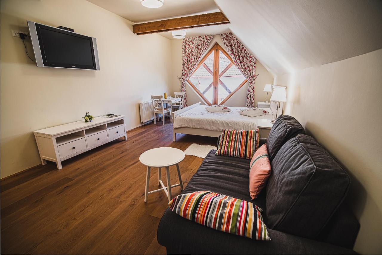 Farm Stay Zurej Šentjur Kültér fotó